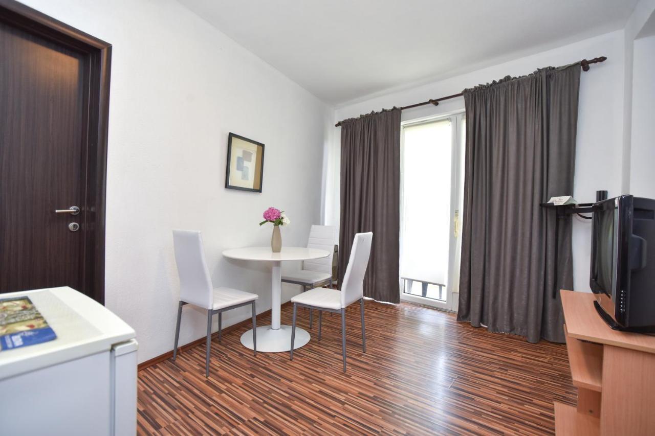 Apartments Bjelanovic 布德瓦 外观 照片